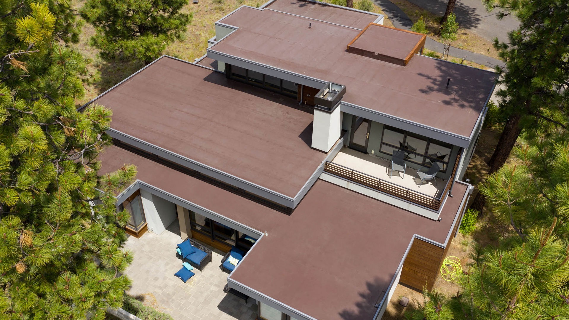 Your Premier Roofing Contractor for Comprehensive Roofing Solutions